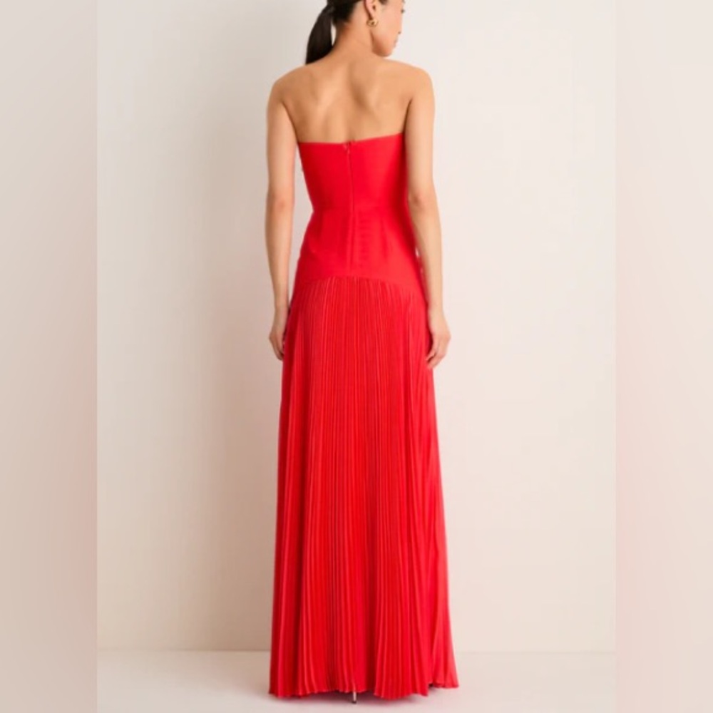 Alexis NWOT Sunniva Strapless Pleated Gown - Picture 7 of 15